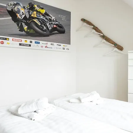 Fewo-9-kuestenliebe-villa-vogelsang-binz-3-raum-balkon-sauna-parkplatz-strandnah Lejlighed