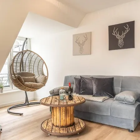 Fewo-9-kuestenliebe-villa-vogelsang-binz-3-raum-balkon-sauna-parkplatz-strandnah Lejlighed *