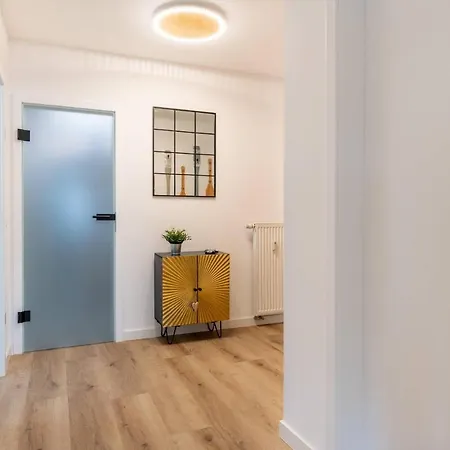 Fewo-9-kuestenliebe-villa-vogelsang-binz-3-raum-balkon-sauna-parkplatz-strandnah Lejlighed *